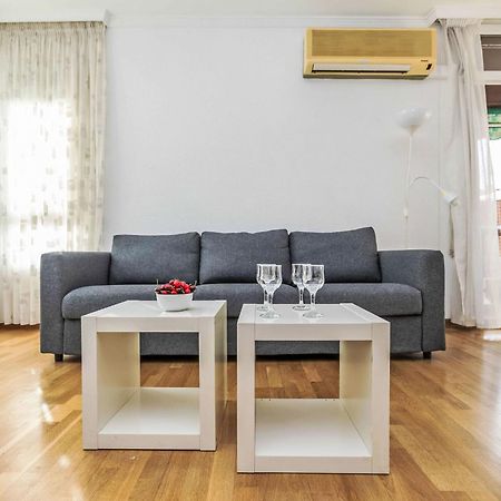 Apartment Sants-Les Corts Galileu By Interhome Barcelona Exterior photo